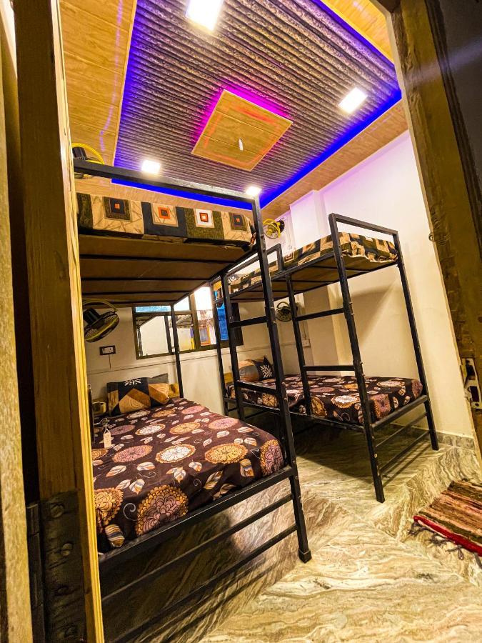 La Vaca India Bénarès Extérieur photo